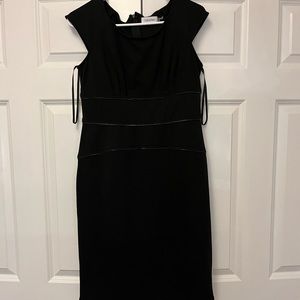 Calvin Klein Zipper detail dress. Size 6